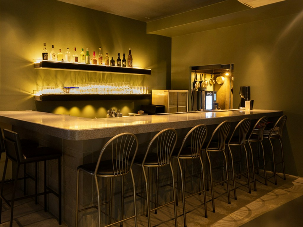 都心の喧騒を忘れることの出来る隠れ家カジュアルフレンチ!