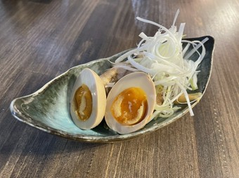 チャーシュー煮卵のせ