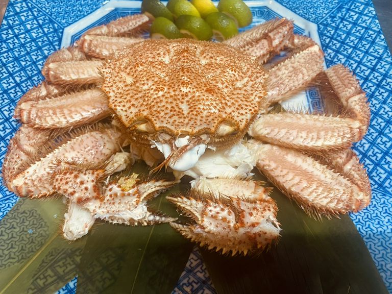 味わい深く、身離れがいい『活蟹』