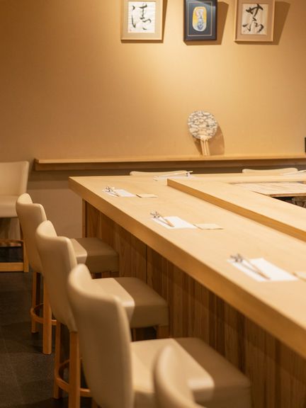 特別なひとときを過ごせる、洗練された和の空間