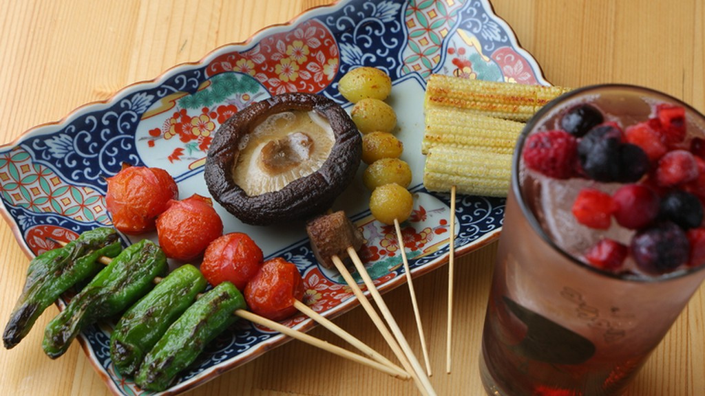 視覚的にも楽しい、美しいグラデーションや透明感のあるドリンク