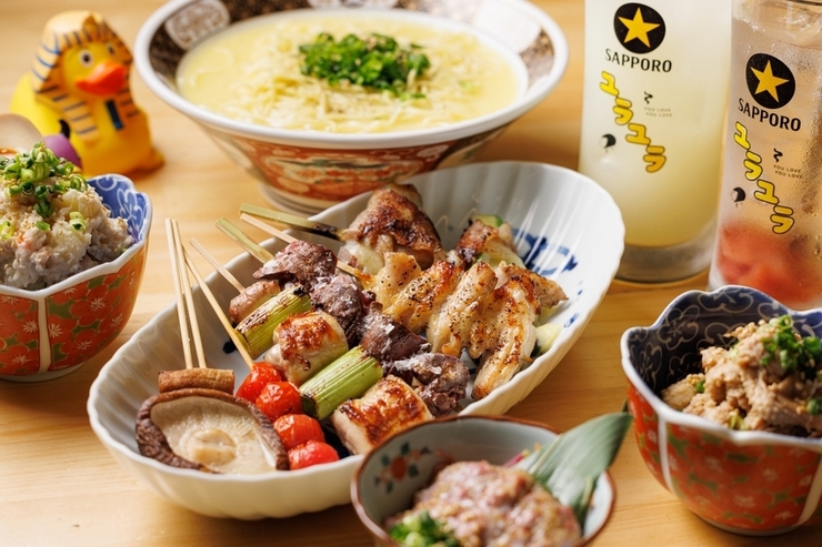 适合各种聚会★【含2小时无限畅饮】尽享Yura Yura的招牌烤鸡肉串！Yura Yura 4,000日元套餐<共7道菜>