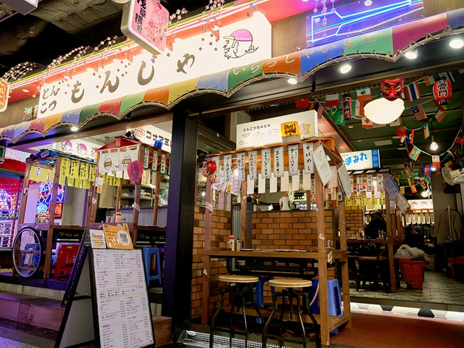 食器・内装にこだわっている