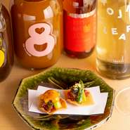 水や調味料までにも健康や美容を追求している大将の美容と健康にも配慮をした鮨の世界で女子会を堪能下さい。