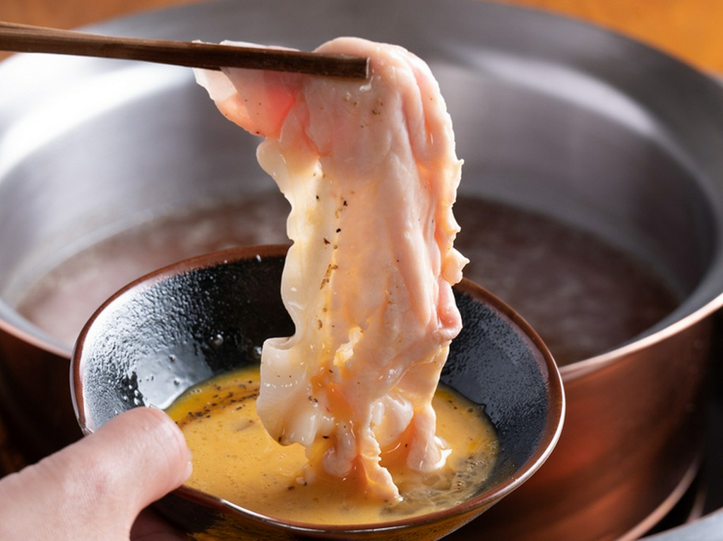 独特の味わい方で旨みを堪能『特選アグー　しゃぶしゃぶ』