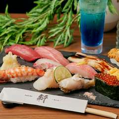 統的な寿司から“オリジナル”まで楽しめる『特選握り』