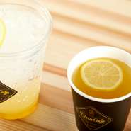 「子ども連れでのカフェ訪問は気兼ねしてしまう」といった声は【Bista Cafe】には無縁。子育て中のスタッフも多く、お子さま連れでの来店もいつでもウェルカムです。子育てに家事に疲れたら、ほっとひと息。