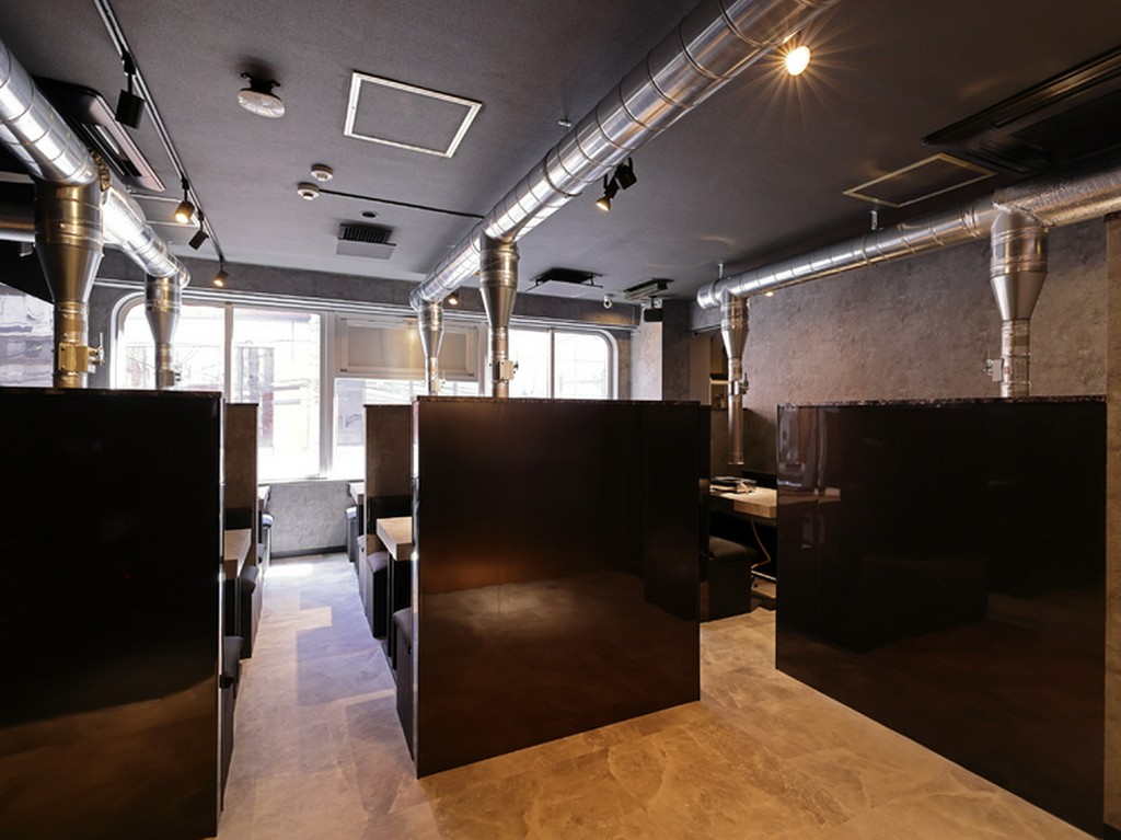 最大8名まで対応可能