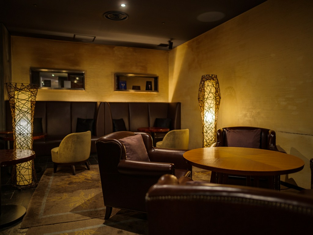 ゆったりと流れていく時間を感じるホテルのメインバー