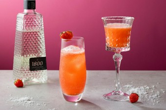 みずみずしい旬の果物の魅力が引き出された『季節のカクテル』