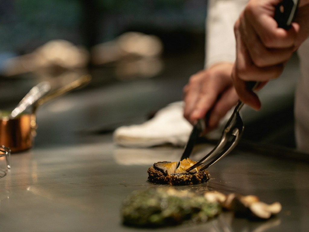 日常から離れた空間で味わう、上質な料理とおもてなし