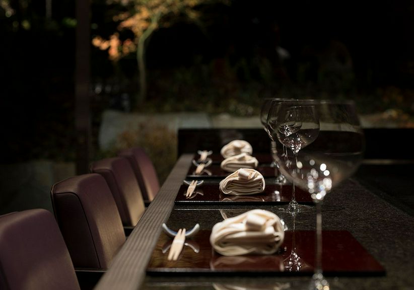 料理をより一層引き立たせる、種類豊富な日本酒とワイン