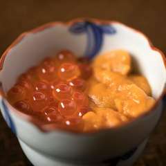 食材が持つ魅力を堪能できる『ウニ・イクラの小丼』