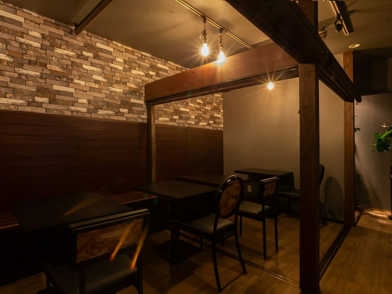 多彩な料理を少しずつ楽しめる華やかな女子会プラン