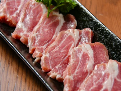 脂と肉のバランスが良く、とてもジューシー『ラム肩ロース』