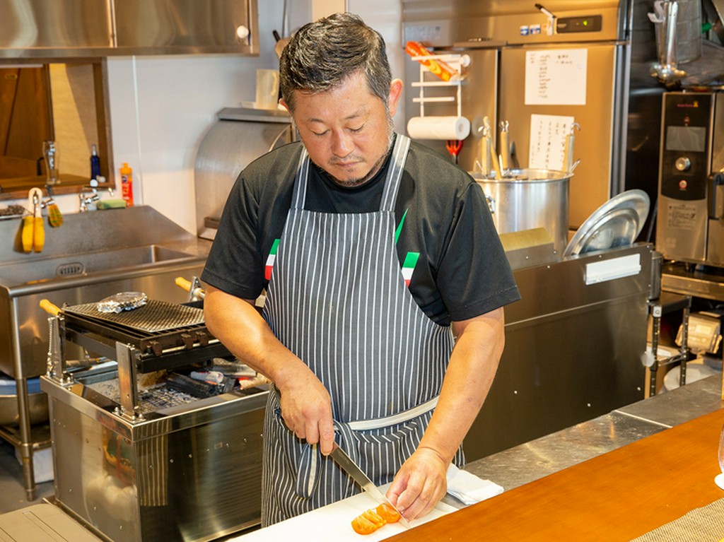 ゲストの様子に目を配りつつ料理の内容をアレンジ