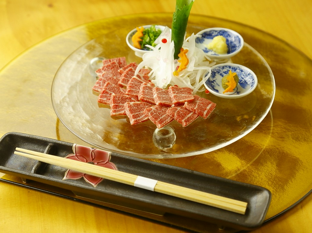 熊本が誇る山海の恵みを活かした、郷土色豊かな逸品