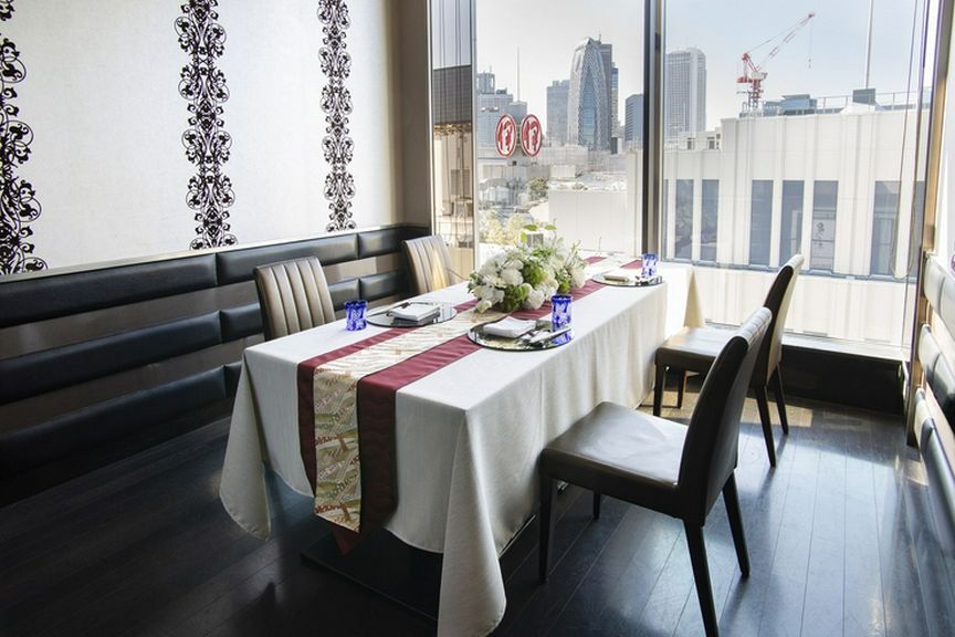 都会の喧騒を忘れさせてくれるような、非日常の世界