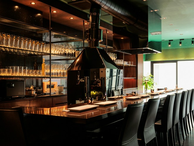 カウンター席がある