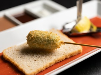 厳選素材を使用した串揚げ【15本コース】