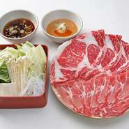 A. 国産牛リブロース《70g》＋豚ロース《70g》