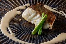 黒毛和牛ハンバーグ付きでしっかりしたお料理をご提供いたします。1ドリンク/デザート付き