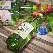 土日祝日は12時から営業中～！ランチメニューの提供もご用意しております！もちろん、ランチだけでなく昼飲みでのご利用もOK!!120種類↑のドリンクメニューが飲み放題で1200円（税込）
