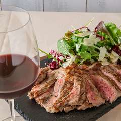 イタリア産など各国ワインと料理とのペアリングが楽しめる