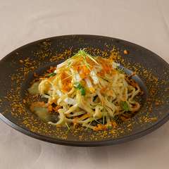 シェフのオススメ『タリオリーニ　サルデーニャ産ボッタルガとアオリイカ』