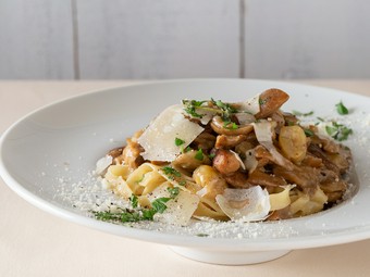 シェフのオススメ『タリアテッレ　欧州産ポルチーニ茸』【期間限定】