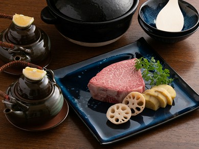 季節感を大切にしながらメニューを構成していく『おまかせコース』