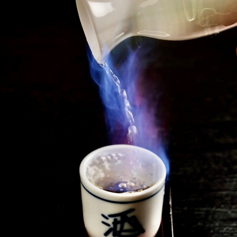 ふぐの「ひれ」で丁寧につくる、自家製『ひれ酒』も絶品！