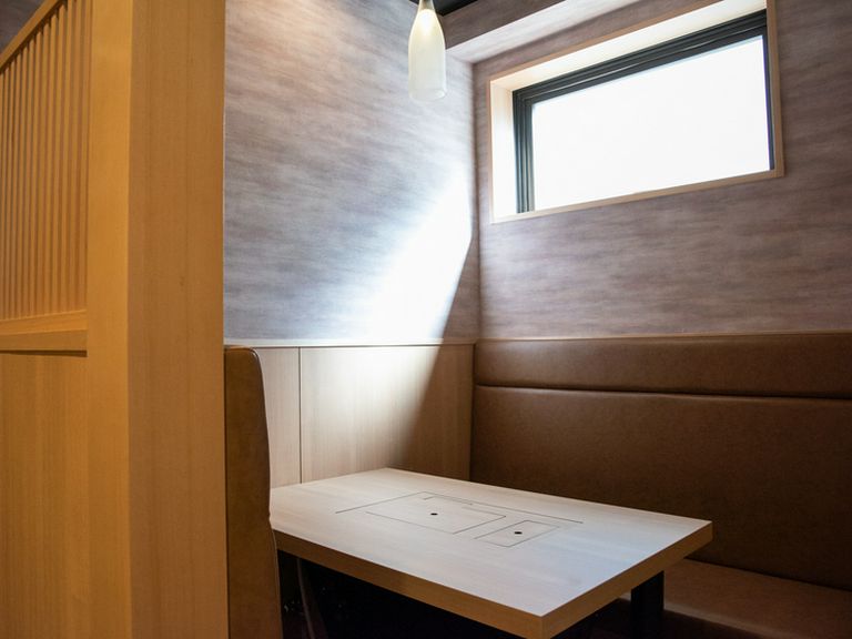 友人たちとの会話も弾む、プライベートな半個室空間