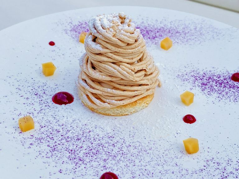 モンテビアンコ ヘーゼルナッツ、カシス