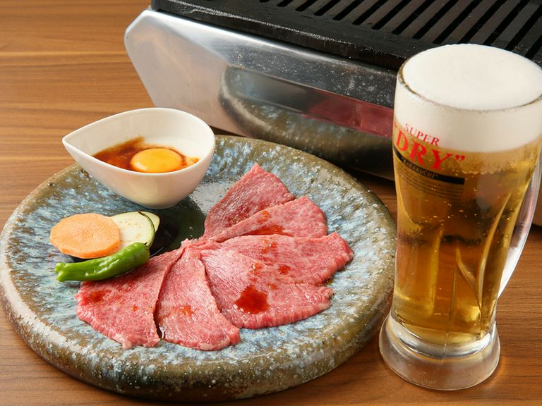 さらにお肉を楽しめる、飲み放題も追加可能