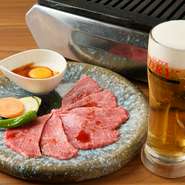 飲み放題メニューもあり、たっぷりお酒を楽しみたい日にも最適。飲み放題は全90分、スタンダードとプレミアムの2コースを用意しており、プレミアムではちょっと良い日本酒も楽しめるとのこと。