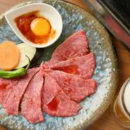 霜降肉の焼きしゃぶ　月見とろろ