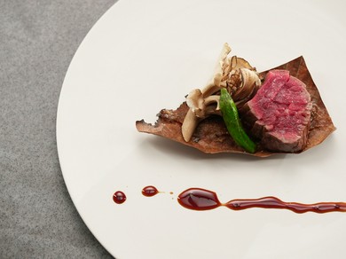 上質な肉の旨みを味わう『黒毛和牛　ヒレ』