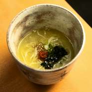 おまかせのスープを450円で変更可