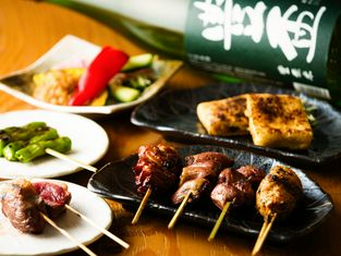 닭 숯불 토주술 소나무 모토