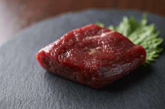 赤身ROCK（おろしポン酢＆トリュフ醤油）（数量限定）