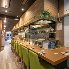 ミツバチをモチーフにしたナチュラルでリラックスできる空間