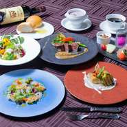 奄美大島の世界自然遺産登録を記念して、奄美の食材をふんだんに使用した期間限定のコースです。奄美ならではの食材はもちろん、希少な食材を仕入れ作る特別メニューとなっています。

＊3日前までにご予約ください