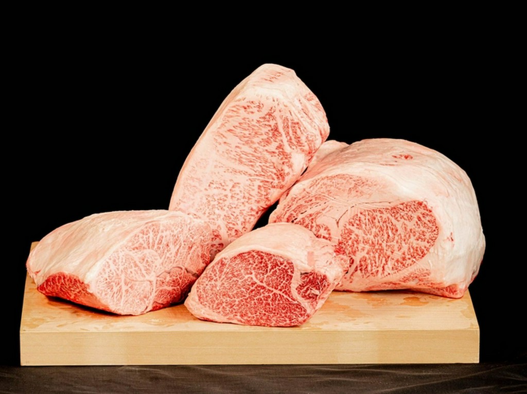 日本三大和牛や受賞歴がある黒毛和牛をセレクト