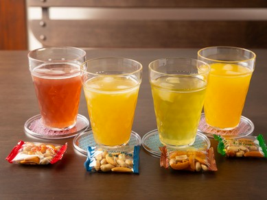 4種類のフレーバーから選べる『チューハイ各種』