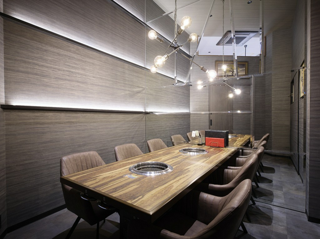 【博多駅から3分】高級感あふれるプライベート空間で美食を堪能