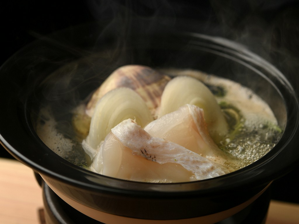 贅沢なだしの旨みと季節の素材を堪能できる『小鍋』