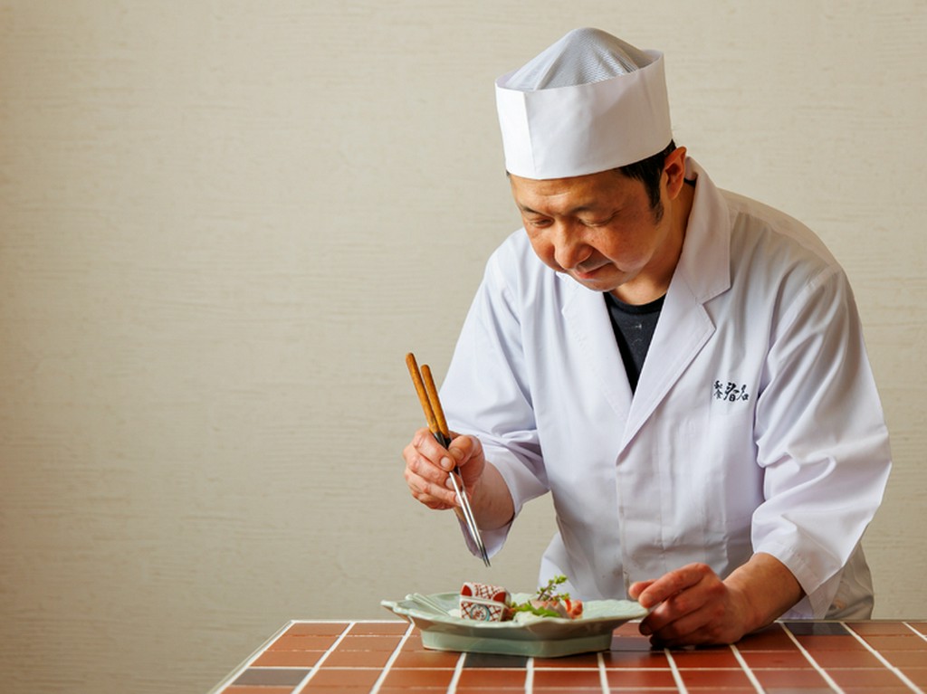 食材と真摯に向き合い、創意工夫を凝らした料理でもてなす