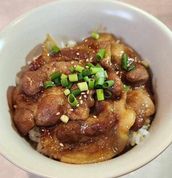 豚丼