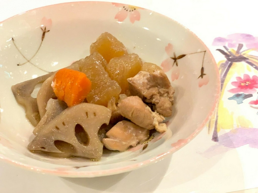 鶏肉と根菜の煮物